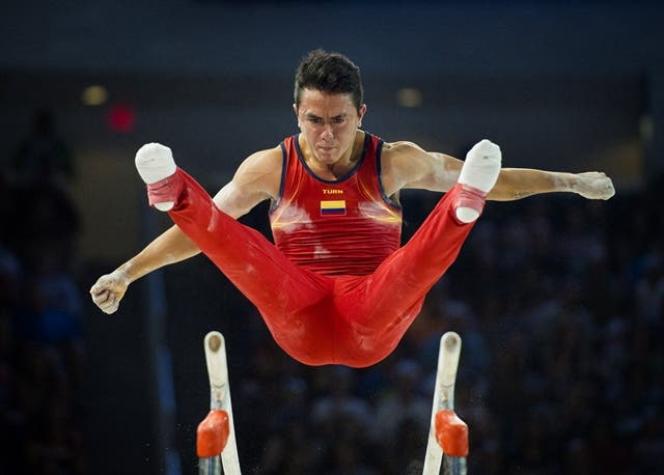 Toronto 2015: Colombiano Calvo comparte medalla de oro en gimnasia