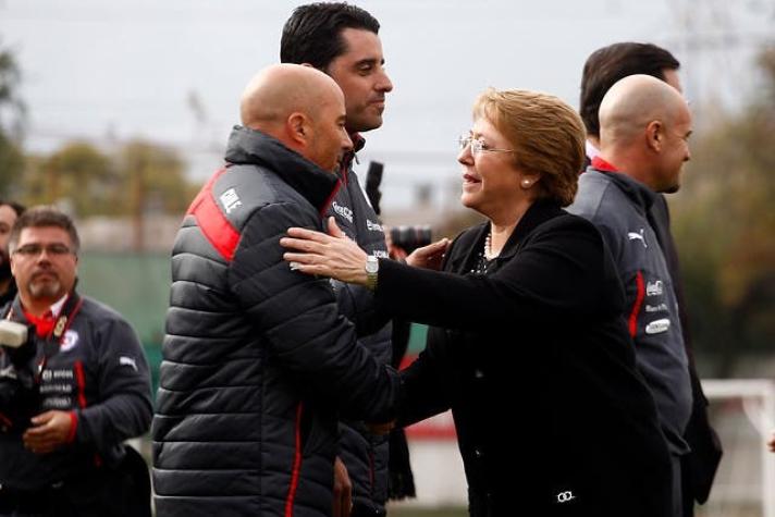 Presidenta Bachelet anuncia un nuevo "búnker" para la Selección chilena