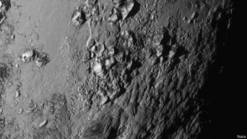 ¿Por qué la visita de New Horizons a Plutón dejó maravillados a los científicos?