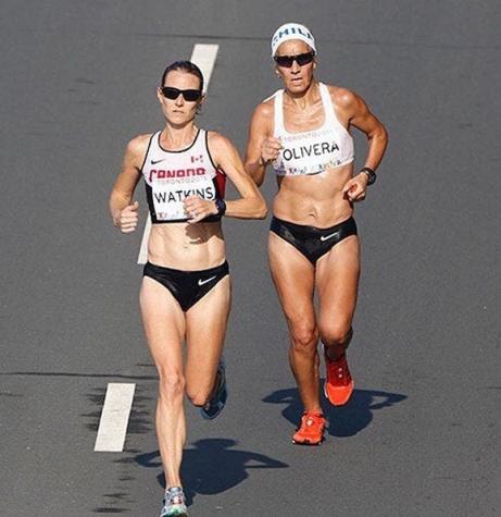Erika Olivera finaliza en el undécimo puesto en la maratón de Toronto 2015