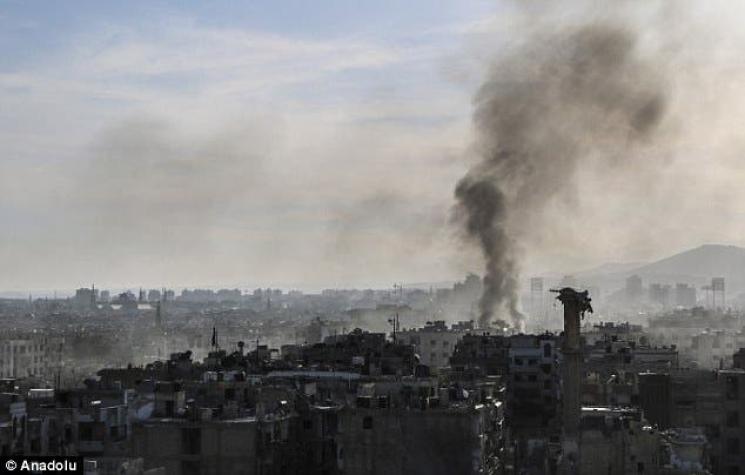 Se reanudan los combates en tres localidades sirias tras fin de alto el fuego