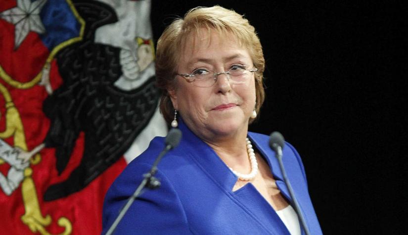 Michelle Bachelet: "La gente me pide que siga adelante"