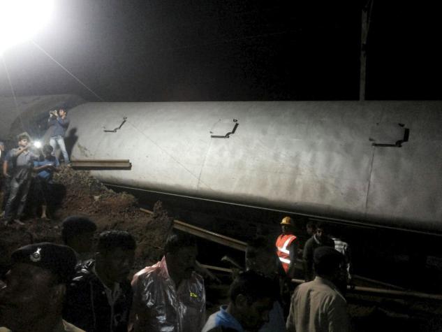 Al menos 27 muertos en India en dos descarrilamientos de tren