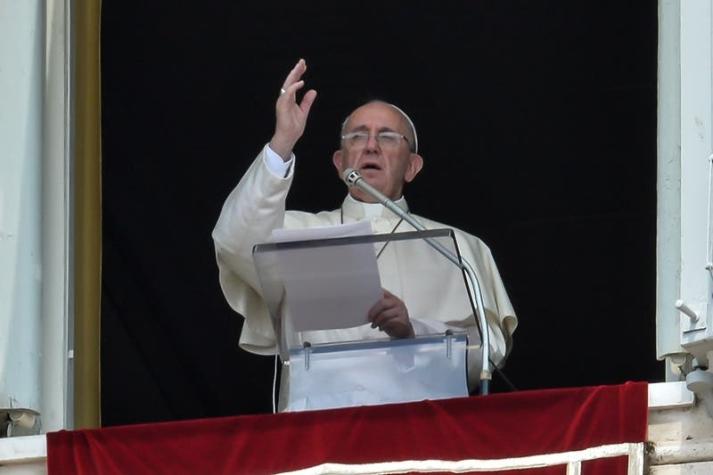 Papa Francisco sorprende con cartel sobre las Malvinas