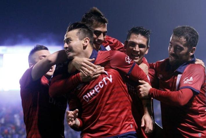 Universidad Católica sufrió pero venció a Danubio en su debut en la Sudamericana 2015