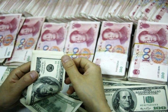 China devalúa el yuan por tercera vez y da por concluido el reajuste