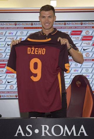 Edin Dzeko se integra a la Roma tras dejar el Manchester City