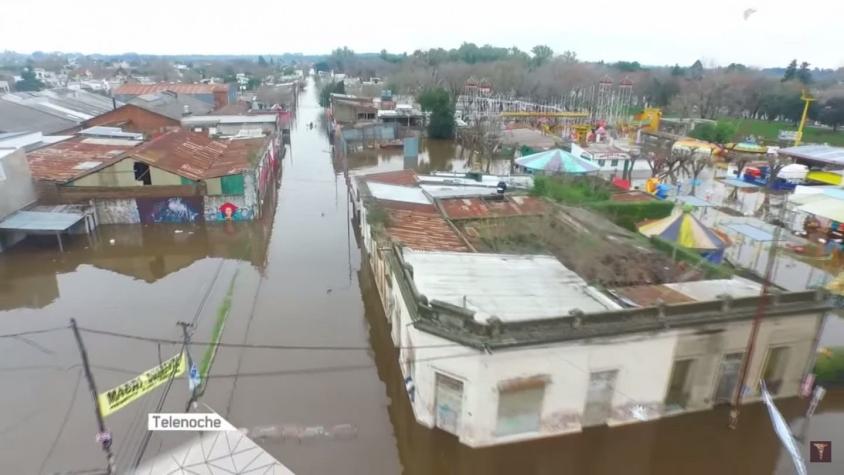 [VIDEO] Drone capta impresionantes imágenes de inundaciones en Argentina