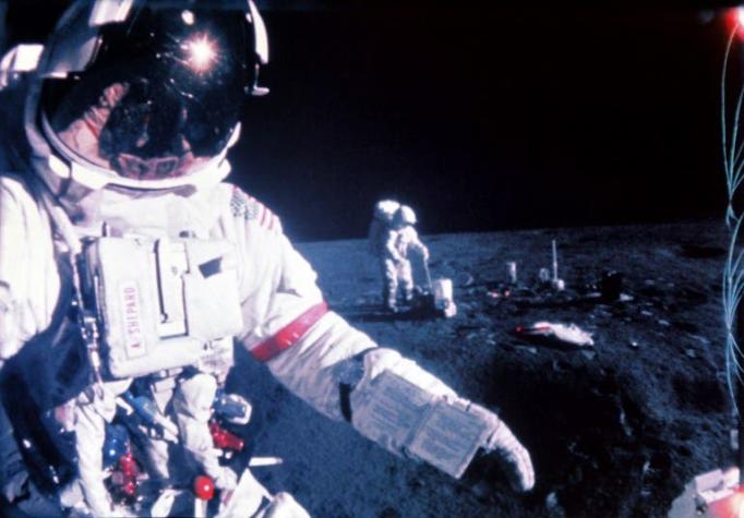 Astronauta que llegó a la Luna dice que extraterrestres detuvieron guerra nuclear