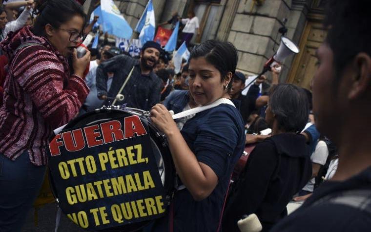 Presidente de Guatemala "dará la cara" ante acusación de liderar mafia de defraudación fiscal