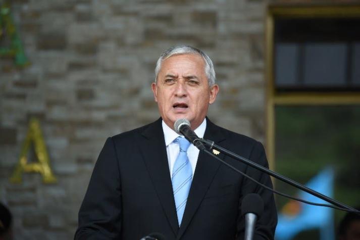 Comisión del Congreso guatemalteco recomienda levantar inmunidad al presidente Otto Pérez