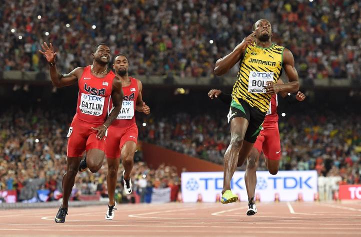 [VIDEO] Como un "Rayo": Así ganó Usain Bolt la final de los 100 metros en Beijing