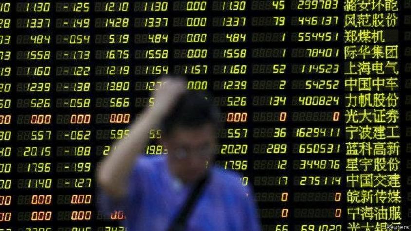 La bolsa de Shanghái cierra con una caída de 1,27% pese a recorte de tasas chinas