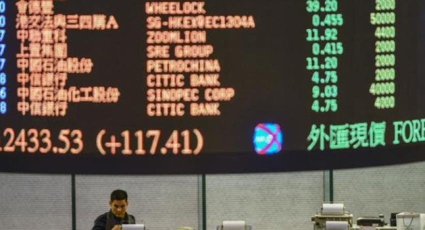 Bolsa de Hong Kong cae un 0,67% en la apertura
