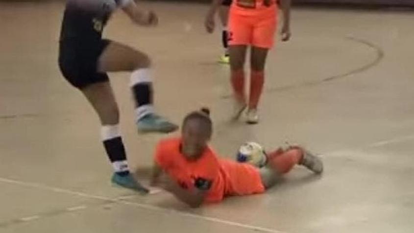 [VIDEO] La agresión más brutal en la historia del futsal femenino