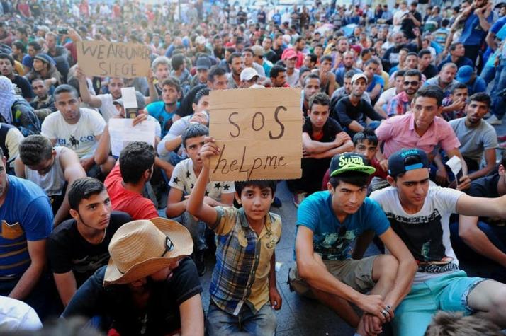 Hungría endurece las medidas contra los migrantes mientras Europa busca acuerdo