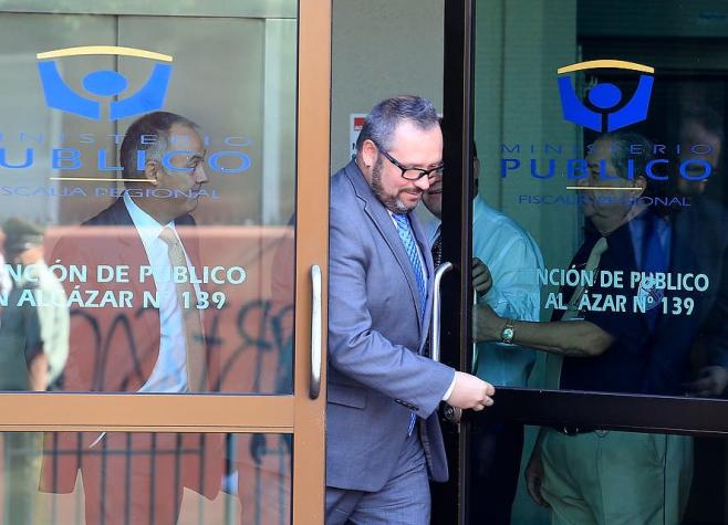Oposición ingresará denuncia por presunto delito informático en formateo de PC de Dávalos