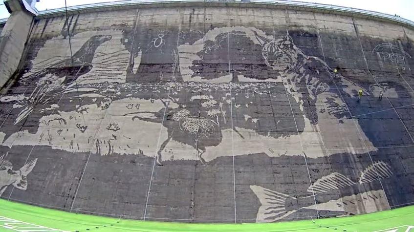 [VIDEO] Pintan una enorme represa en Polonia con un "eco-mural"