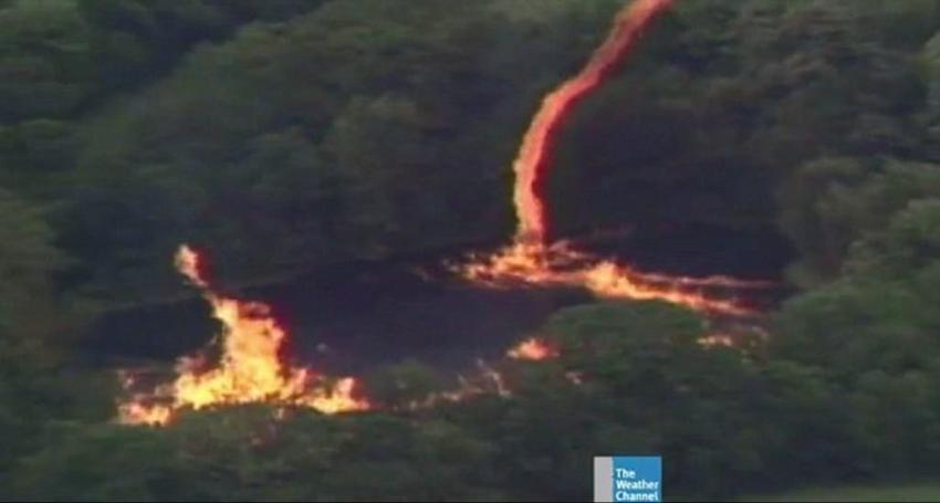 [VIDEO] Millones de litros de whisky derramados causan torbellino de fuego en un lago