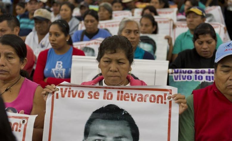 Expertos desmienten versión oficial sobre la muerte de los 43 estudiantes de Ayotzinapa