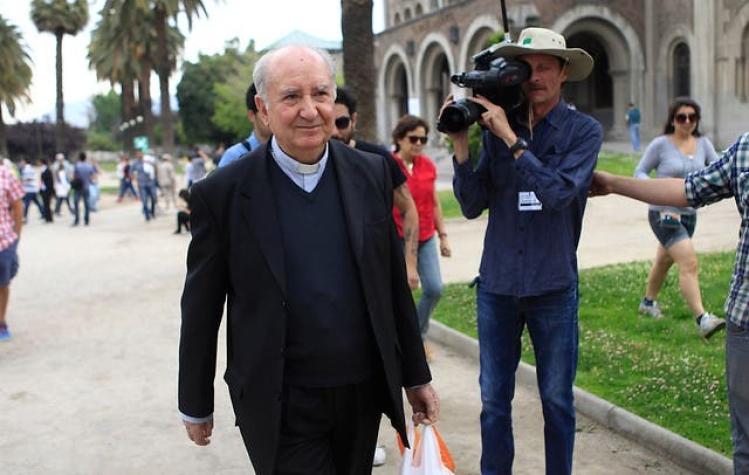 Cardenal Errázuriz declara por casi cinco horas por demanda civil en caso Karadima