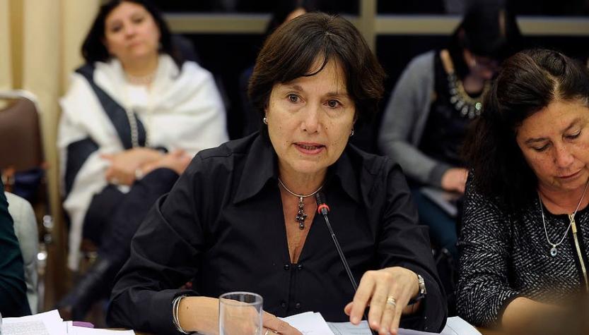 Cámara de Diputados aprueba interpelación a ministra de Salud Carmen Castillo