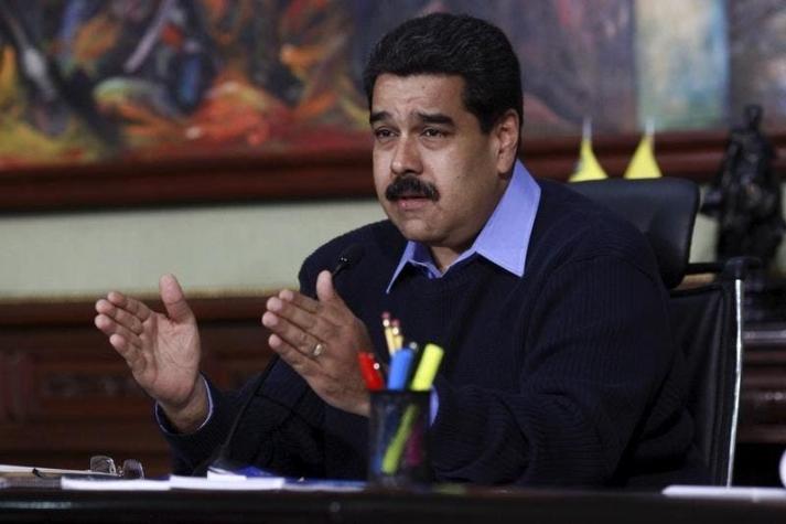 Santos y Maduro inician tensa reunión en Quito por disputa Colombia-Venezuela