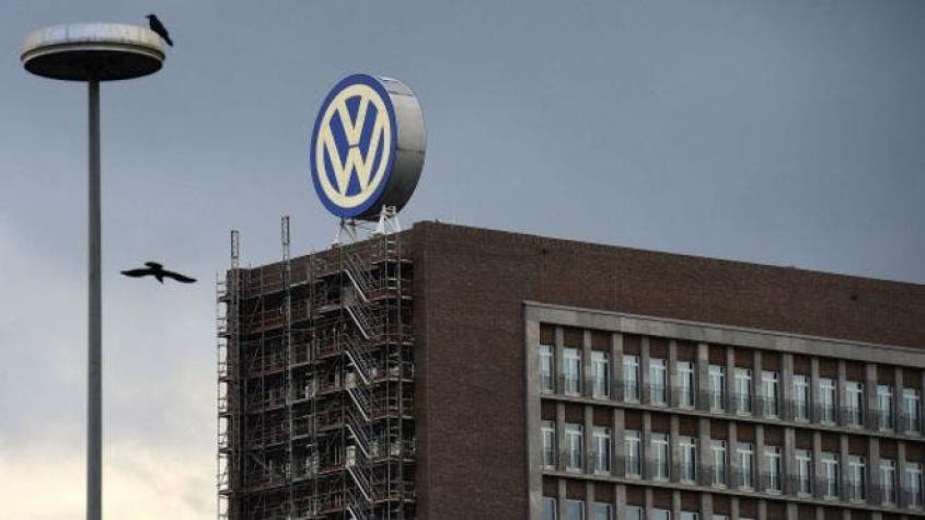 Sernac solicitó a Volkswagen identificar modelos de autos afectados en Chile