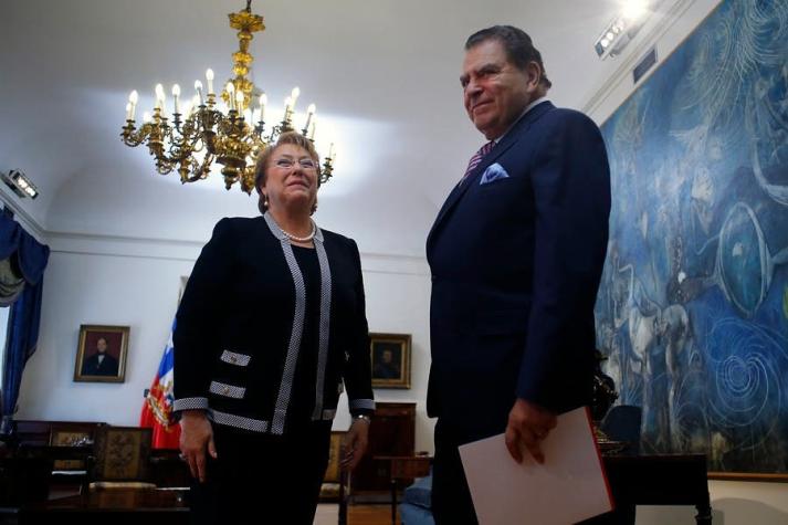 Bachelet se reúne con Don Francisco y anuncia centro provisorio de la Teletón en Coquimbo
