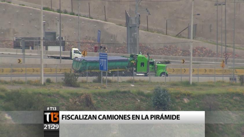 Fiscalizan tránsito de camiones en La Pirámide