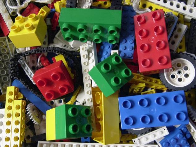 De juguetes a turbinas: Lego invierte en energía eólica