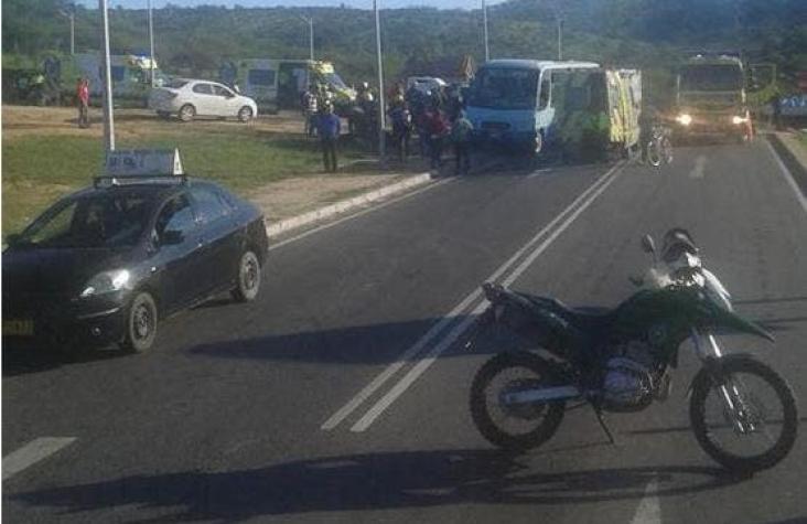 Accidente en ruta Lo Orozco deja una decena de heridos