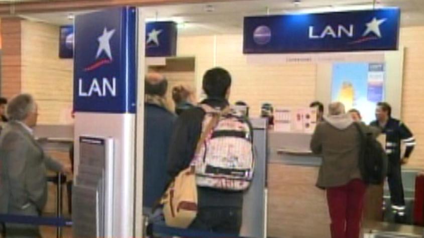 La molestia de los pasajeros tras retraso de vuelo Lan