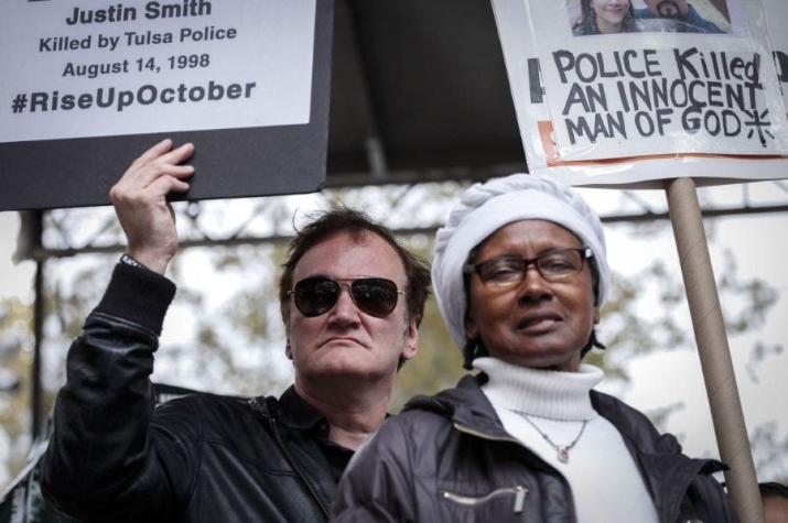 Tarantino y cientos de personas protestan en Nueva york contra violencia policial