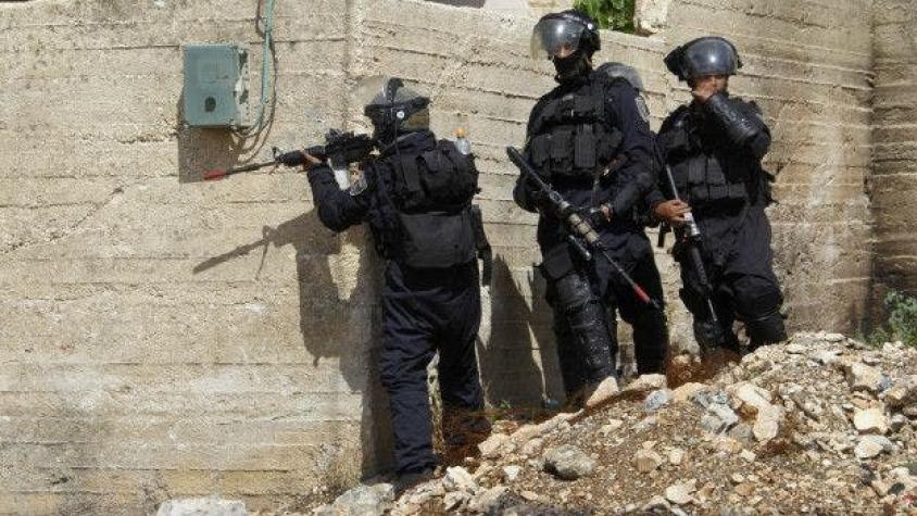 Guardias israelíes "neutralizan" a una asaltante palestina en Cisjordania