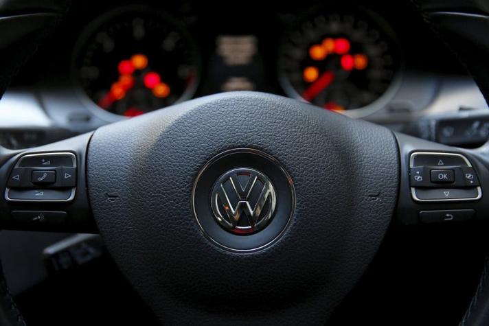 Volkswagen y Audi trucaron motores en EEUU desde 2009 para evadir controles ambientales