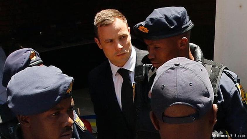Fiscalía pide condena de 15 años para Oscar Pistorius