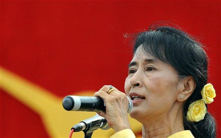 Opositora Suu Kyi dice que dirigirá gobierno en Birmania si gana elecciones