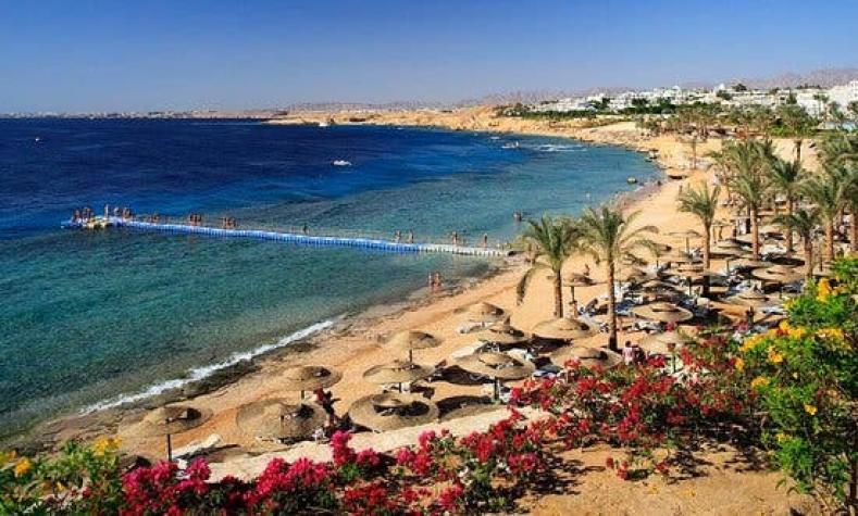 Londres prepara medidas de emergencia para evacuar a turistas de Sharm el Sheij
