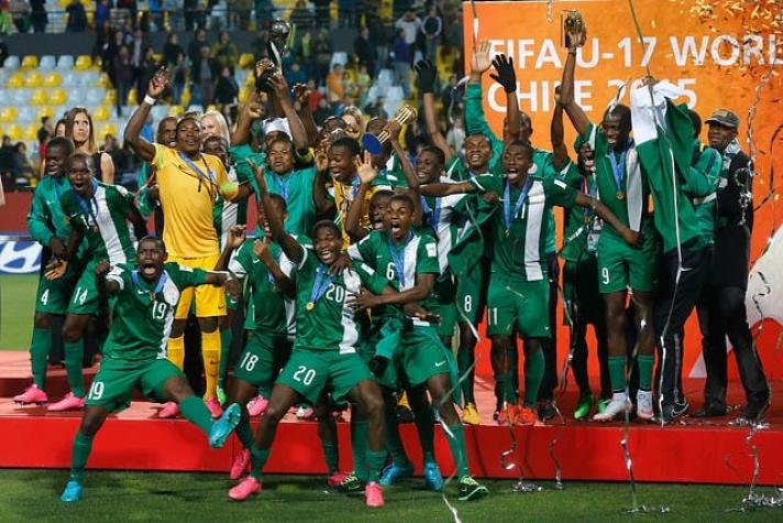 [VIDEO] Selección de Nigeria premiada y recibe la corona de campeón del Mundial Sub 17