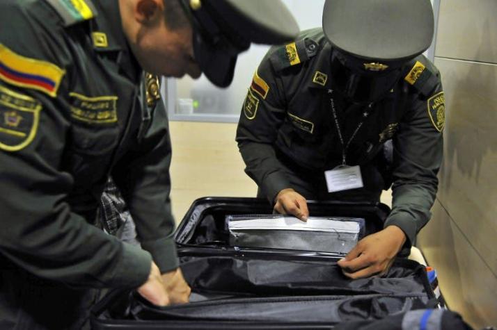 Incautan más de 500 kilos de cocaína a buses de hinchas colombianos que se dirigían a Chile