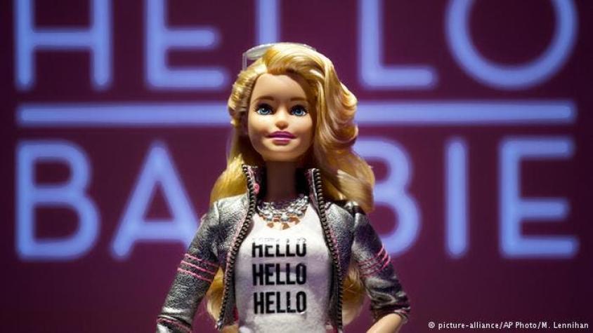 ¿Barbie espía con fines comerciales?