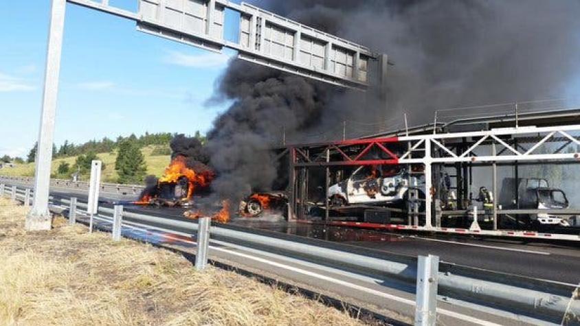 Incendio tras choque de camiones deja al menos un muerto en Chillán