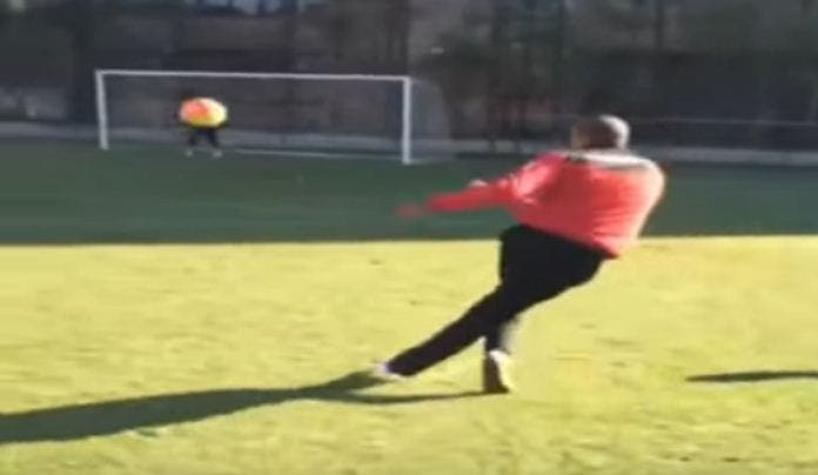 [VIDEO] El increíble gol de rabona en el ángulo que da la vuelta al mundo