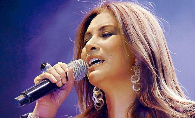Myriam Hernández adelanta su nuevo concierto a través de Facebook