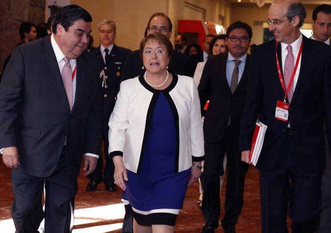 Bachelet en Enade 2015: "La opinión pública ha sido testigo de prácticas inaceptables"