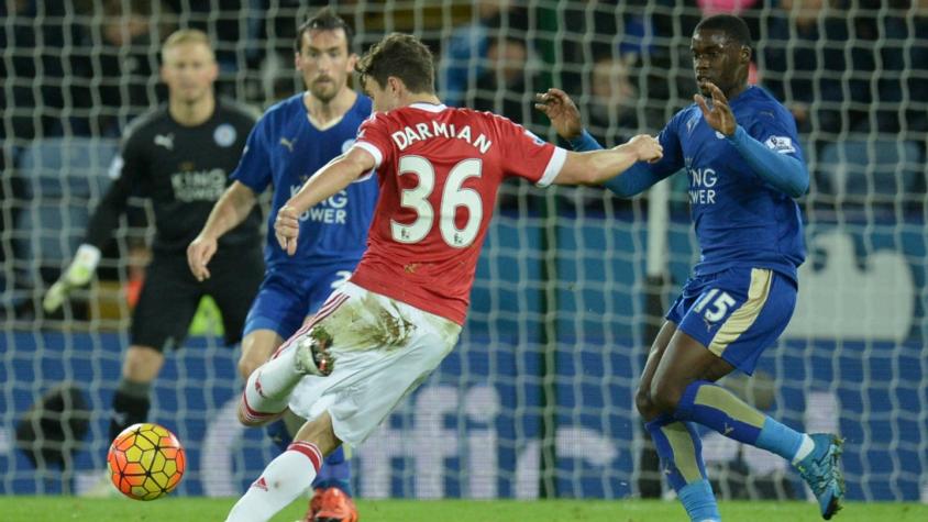 Una mano para Pellegrini: Empate entre Leicester y el United deja al City puntero de la Premier