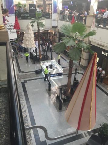 Asalto y posterior balacera se registra en joyería del Mall Alto Las Condes