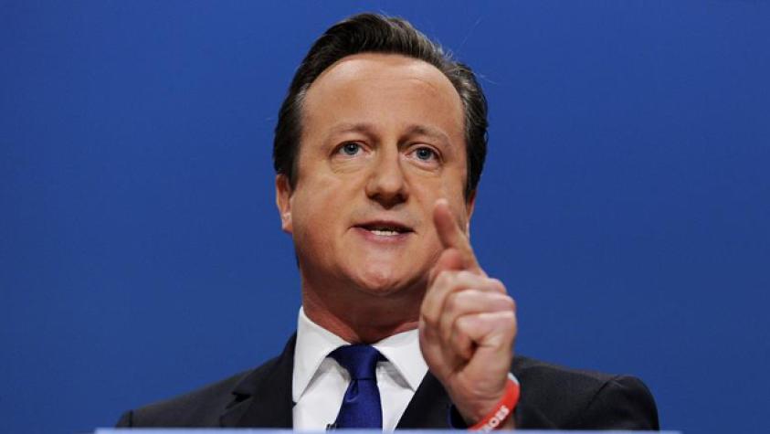 Primer ministro británico convoca reunión de crisis tras atentados de París