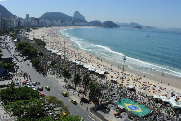 Río de Janeiro lucha contra un brote de dengue a seis meses de Juegos Olímpicos